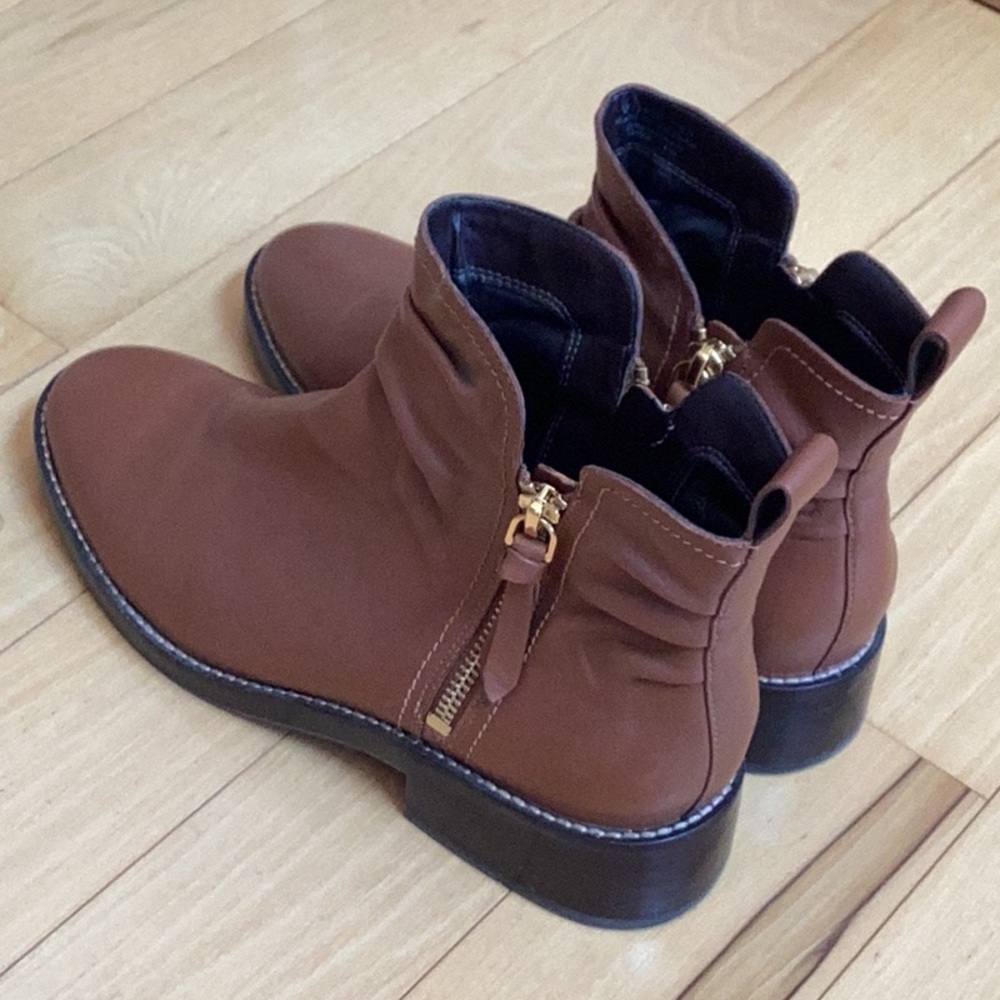 Cole Haan brown Harrington grand slouch Booties. Women’s size 7.5